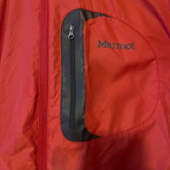 Marmot Light Polyester Jacket. Medium - Picture 5 of 5